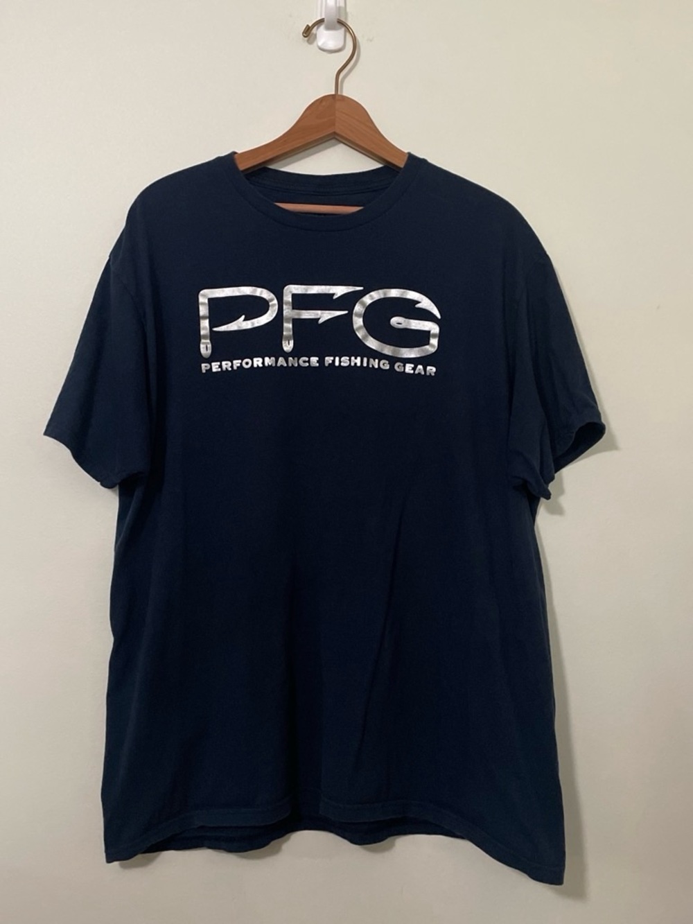 Columbia PFG Men's Navy Blue Performance Fishing Gear Graphic T-Shirt